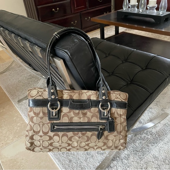 Coach Signature Penelope shoulder bag - Picture 12 of 12